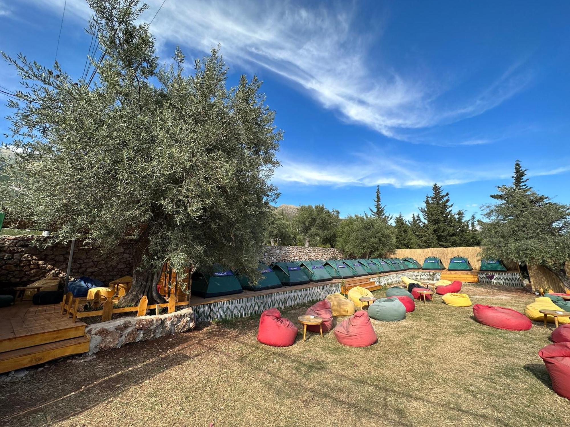 Alt Camping Hotell Dhërmi Eksteriør bilde