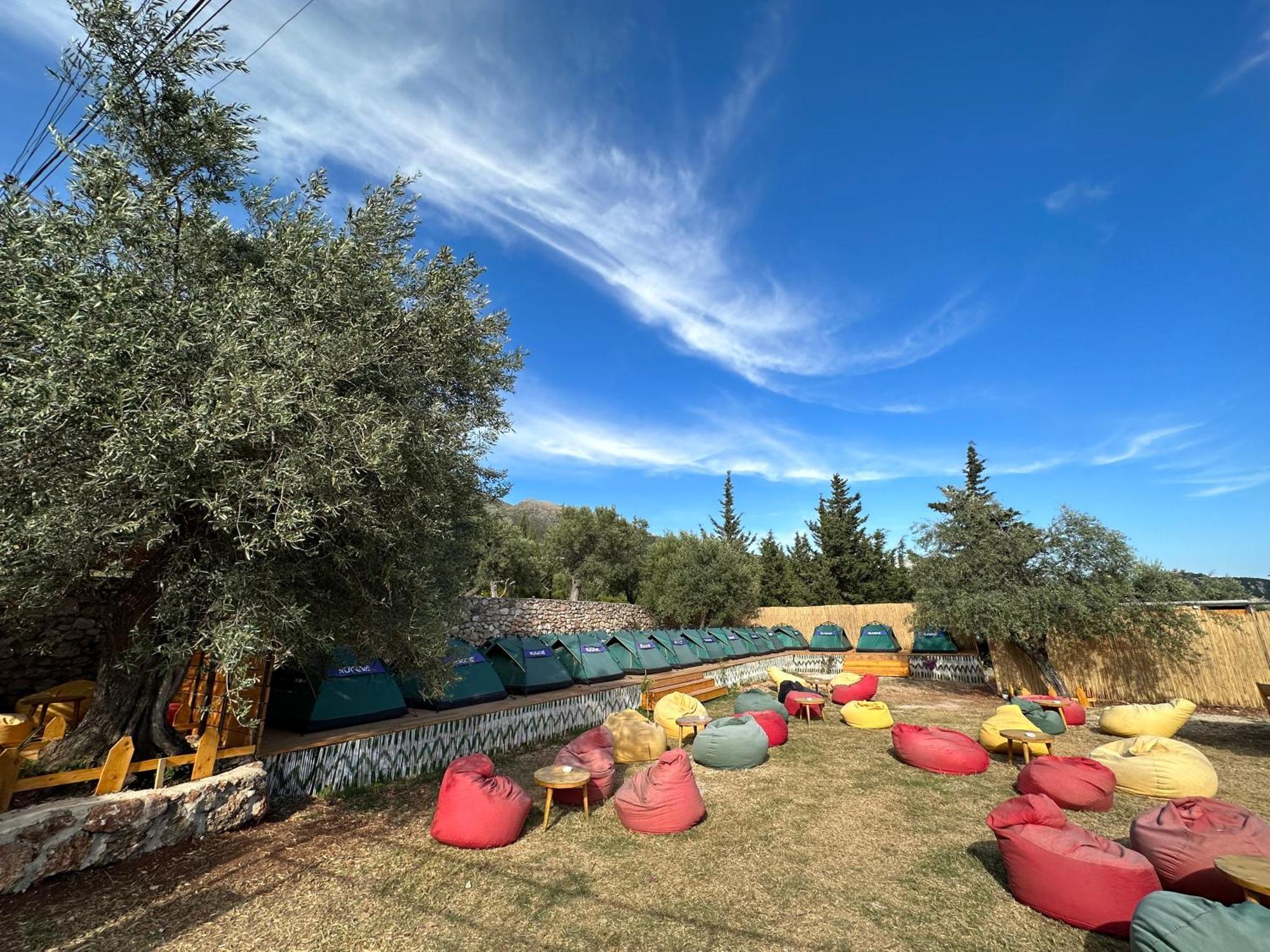 Alt Camping Hotell Dhërmi Eksteriør bilde